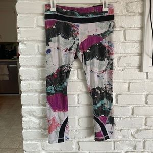 Lululemon Capri Leggings Size 6